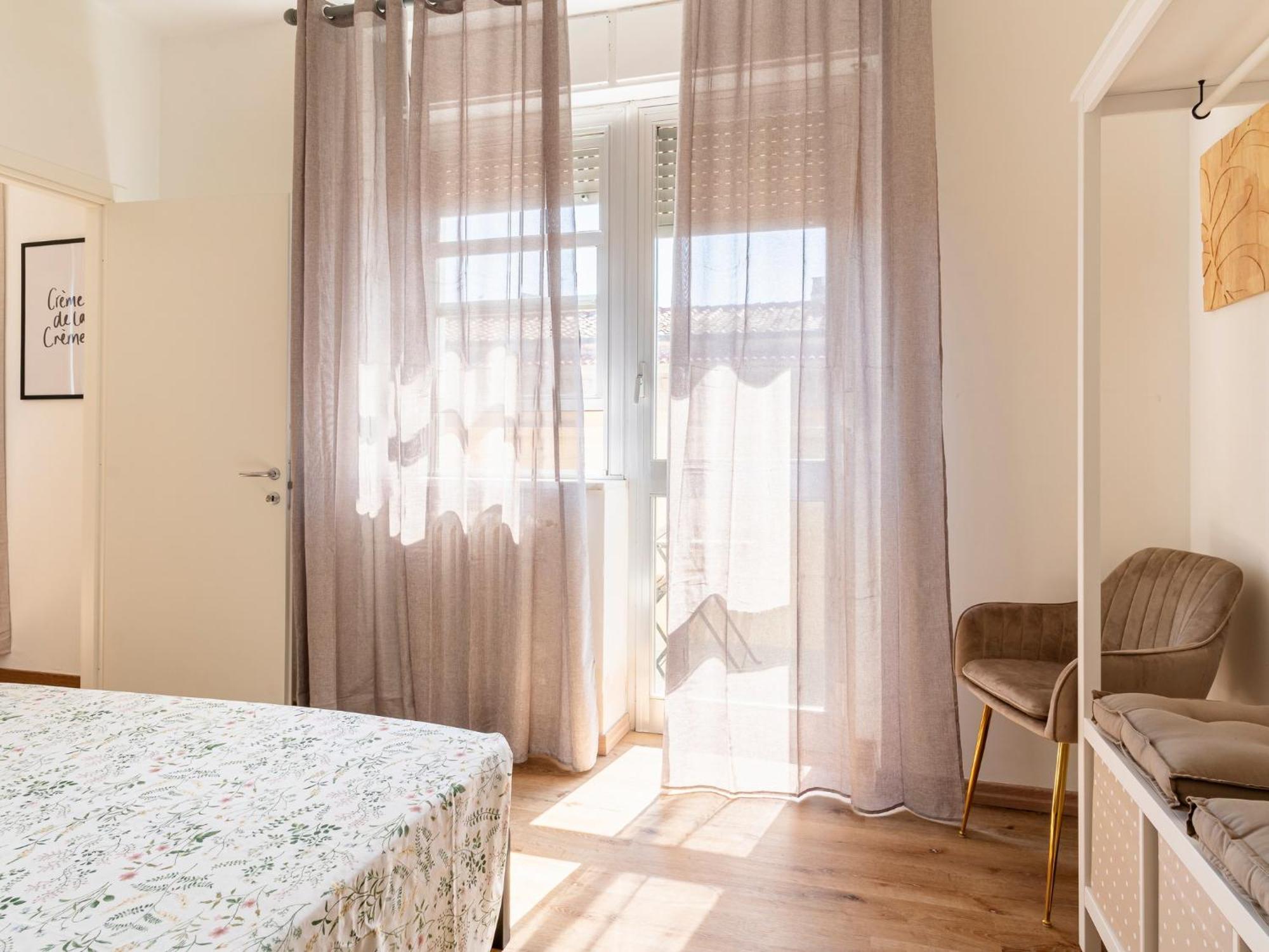 Livorno Central And Modern 2 Apts & 1 Room! المظهر الخارجي الصورة