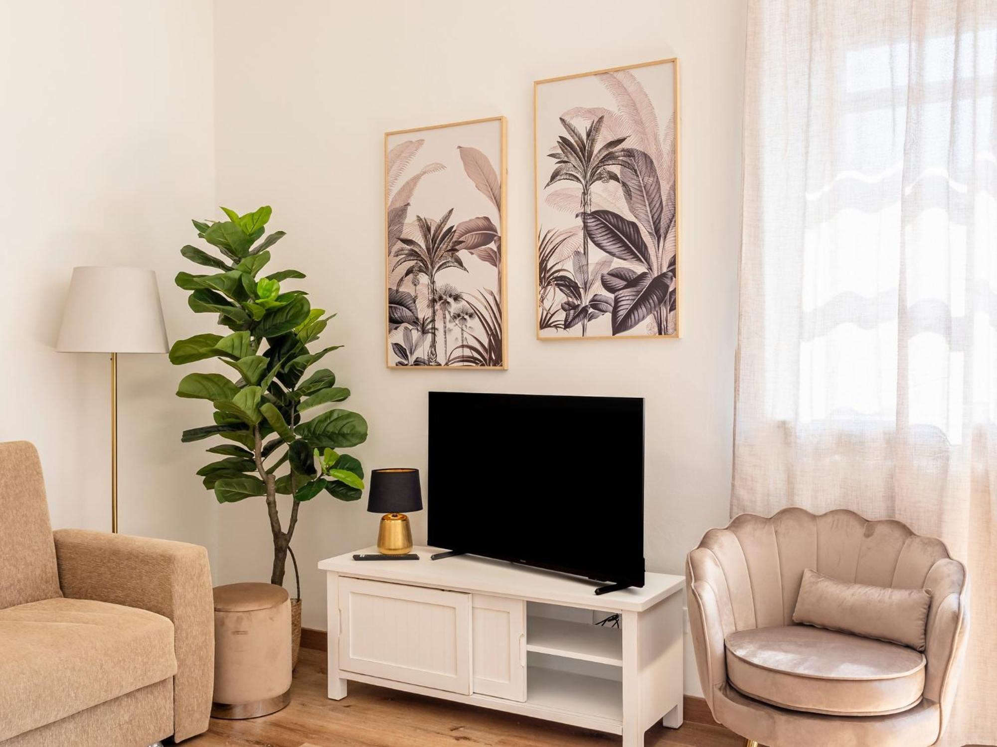 Livorno Central And Modern 2 Apts & 1 Room! المظهر الخارجي الصورة