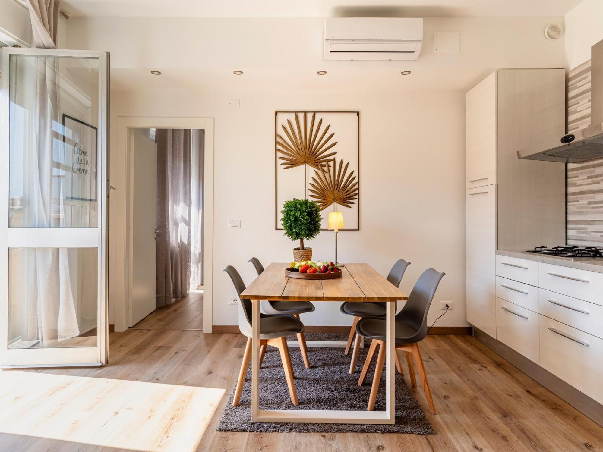 Livorno Central And Modern 2 Apts & 1 Room! المظهر الخارجي الصورة